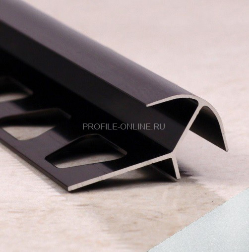 Алюминиевый профиль для наружных углов закладной ПО-12х12 белый муар 2,7 м