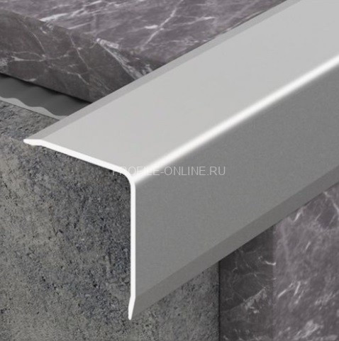 Алюминиевый уголок наружный 20х20 мм ПН20х20 серебро матовое 2,7 м