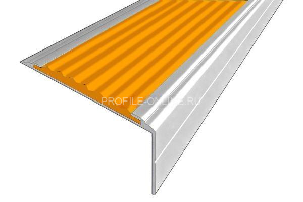Алюминиевый угловой противоскользящий порог с резиновой вставкой 26х50 мм АУ-50-Анод серебро-оранжевый 3 м