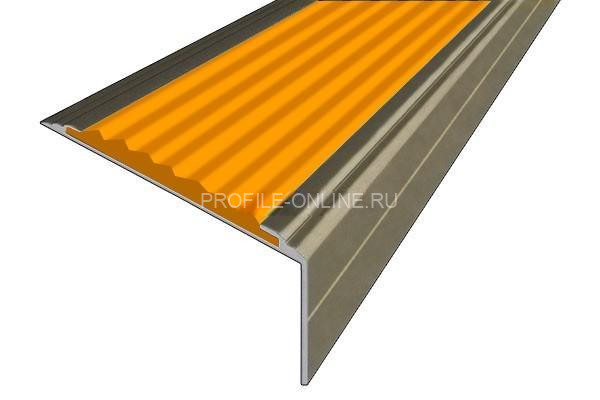 Алюминиевый угловой противоскользящий порог с резиновой вставкой 26х50 мм АУ-50-Анод шампань-оранжевый 3 м