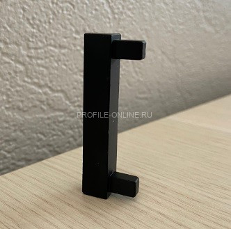 Алюминиевая заглушка для плинтуса ПТ-41 черная