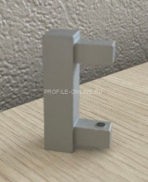 Алюминиевая заглушка для плинтуса ПТ-61 серебро