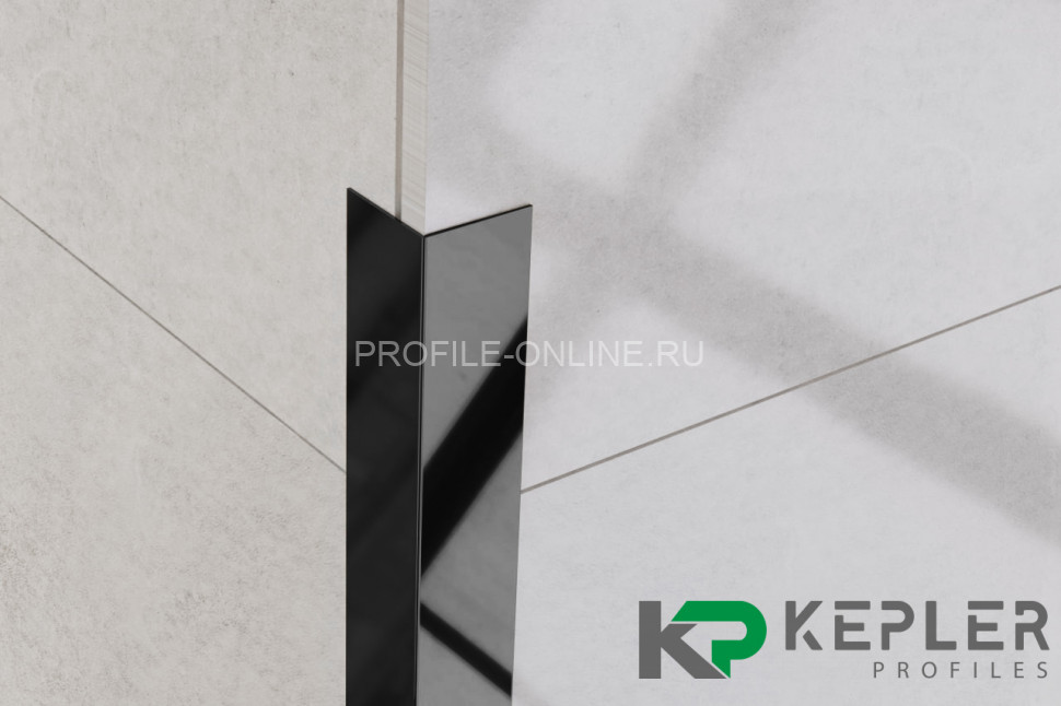 Равнополочный уголок 40х40 мм из нержавеющей стали SS 304 FSAP002-40-BP S.S.304 черный полированный 3 м