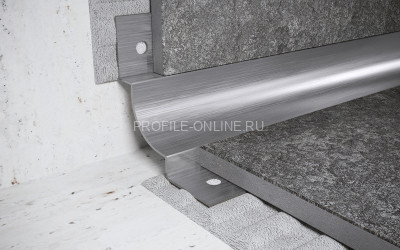 Нержавеющий профиль стальной для внутренних углов закладной округлый 10 мм FWM 10 S сатинированная сталь 270 см