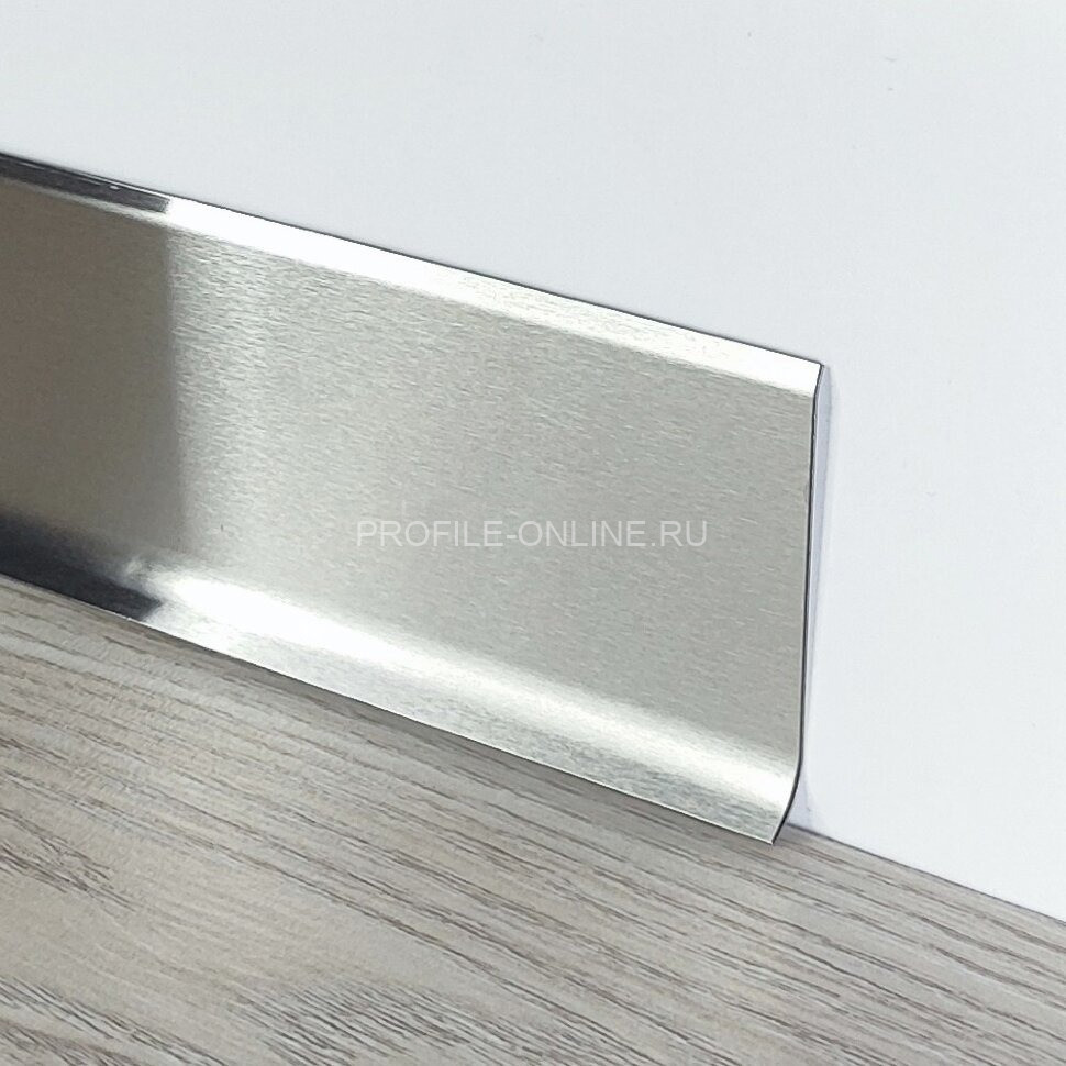 Плинтус для пола 60 мм из нержавеющей стали SY044-60H серебро глянец браш 2.5 м