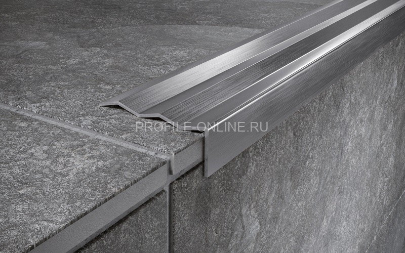 Угловой нержавеющий порог стальной 40х8 мм FCA 8 M сатинированная сталь 270 см