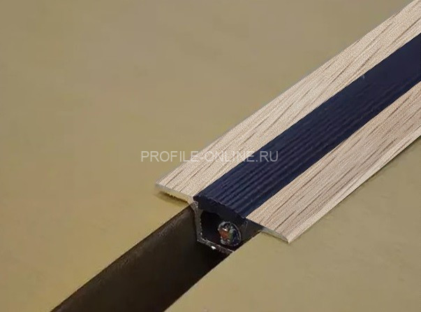 Алюминиевый порог одноуровневый 37 мм противоскользящий с кабель-каналом ПК-1 КД Дуб беленый (черная вставка) 2,7 м (упаковка 10 штук)