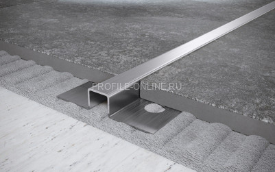 Нержавеющий П-профиль стальной закладной 8х25 мм FUM 8х25 S сатинированная сталь 270 см