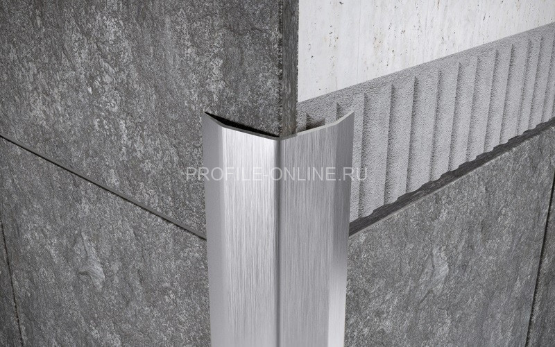 Нержавеющий уголок стальной с загнутыми краями 90х90 мм FD 90 S сатинированная сталь 300 см