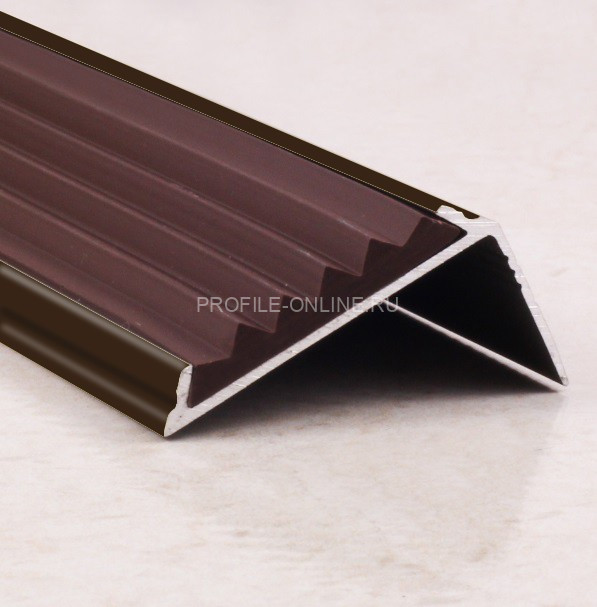 Угловой порог алюминиевый противоскользящий с резиной 38х23 мм ПО-38х23 бронза глянец-коричневый 2,7 м