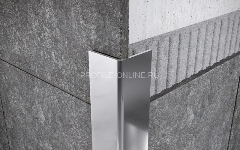 Нержавеющий уголок стальной разнополочный 10х20 мм FL 10х20 P полированная сталь 300 см