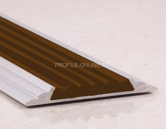 Противоскользящий порог алюминиевый с резиной 46 мм ПО-46 серебро матовое-коричневый 2,7 м