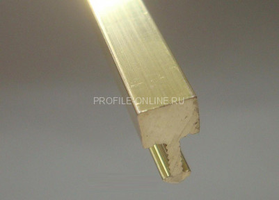 Латунная Т-вставка (FUG5) Cezar PVL82 LN латунь натуральная 2,5м