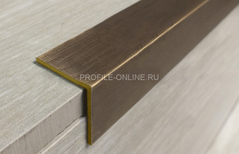 Латунный уголок равнополочный 10х10 PА 10 OA антик 2,7м