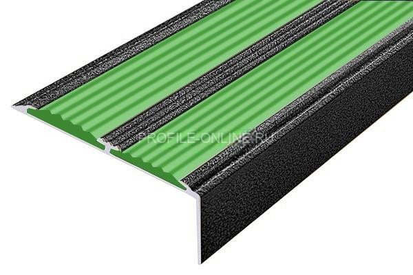 Алюминиевый противоскользящий угловой порог 70х22 мм с резиновыми вставками АУ-70-Антик серебро-зеленый 3 м