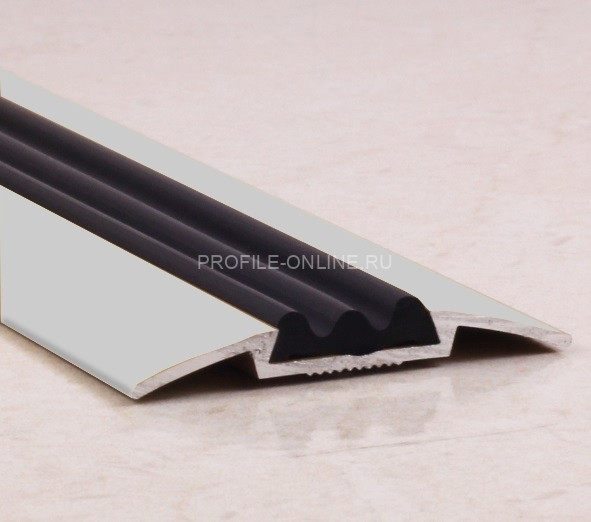 Одноуровневый порог алюминиевый с резиновой вставкой 42 мм ПО-42 серебро матовое-черный 2,7 м