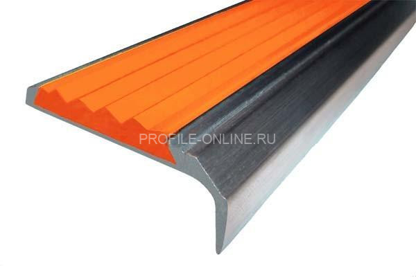 Алюминиевый угловой противоскользящий порог с резиновой вставкой 42х23 мм АУ-42/23 без покрытия оранжевый 2,7 м