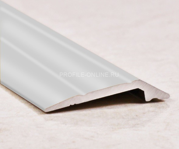 Алюминиевый порог разноуровневый с насечками 28 мм ПО-28х6 серебро глянец 2,7 м