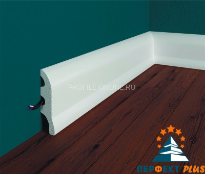 Напольный плинтус Перфект Плюс P18 54 мм 200 см белый из ударопрочного полимера