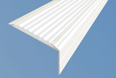 Алюминиевый угловой противоскользящий порог с резиновой вставкой 26х50 мм АУ-50-Анод белый-белый 3 м