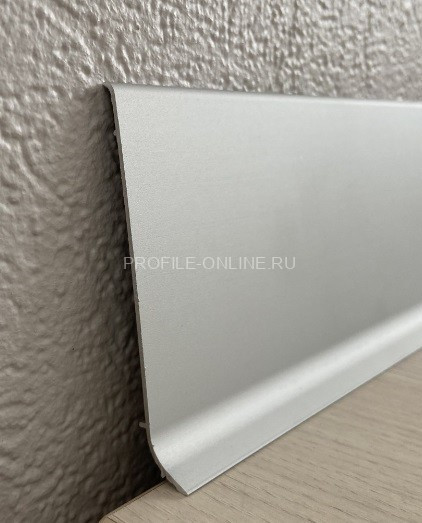 Плинтус напольный алюминиевый 80 мм ПТ-79/15 серебро 3 м