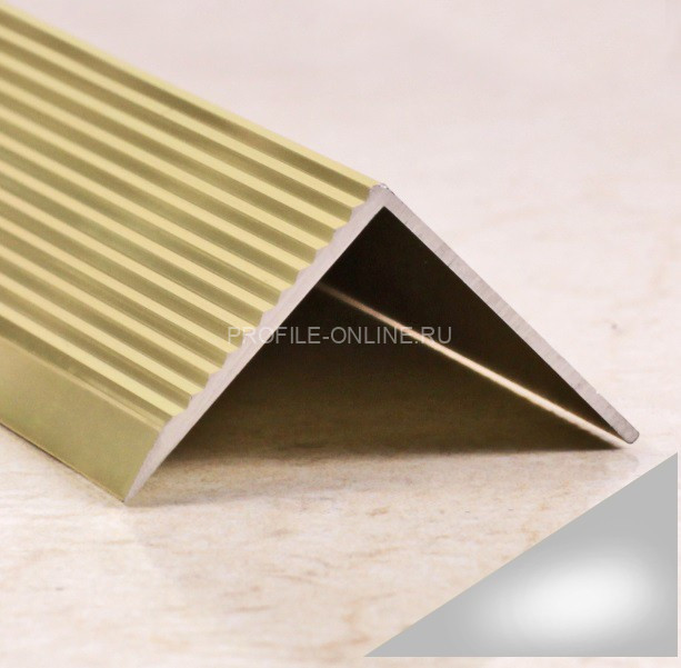 Алюминиевый порог угловой с рифлением 30х30 мм ПО-30х30 серебро глянец 2,7 м