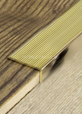 Угловой порог 35х15 мм Cezar LSS L с рифлением латунь полированная 1,8 м