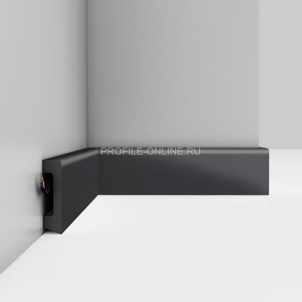 Напольный плинтус DECOMASTER D234-112G ДМ (58x16x2400) Антрацит, ударопрочный полимер