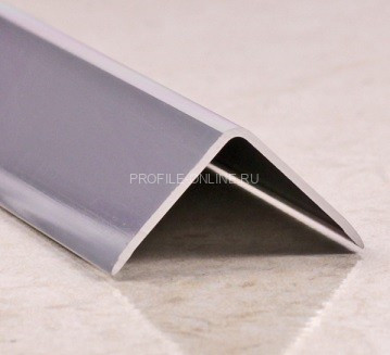 Алюминиевый уголок 15х15 мм PV61-01 полированный 2,7 м