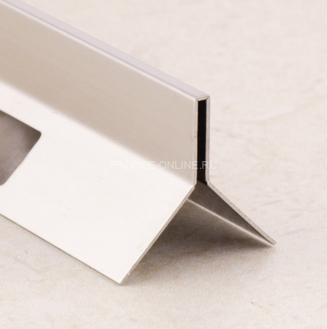 Нержавеющий Y-профиль стальной (мерседес) SBP025-14,5H серебро глянец 2,7 м