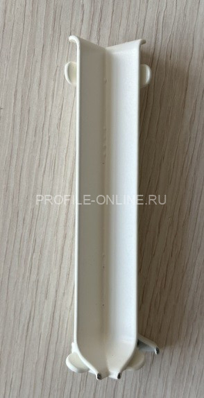 Внутренний уголок для напольного плинтуса ПТ-79/15 металл белый