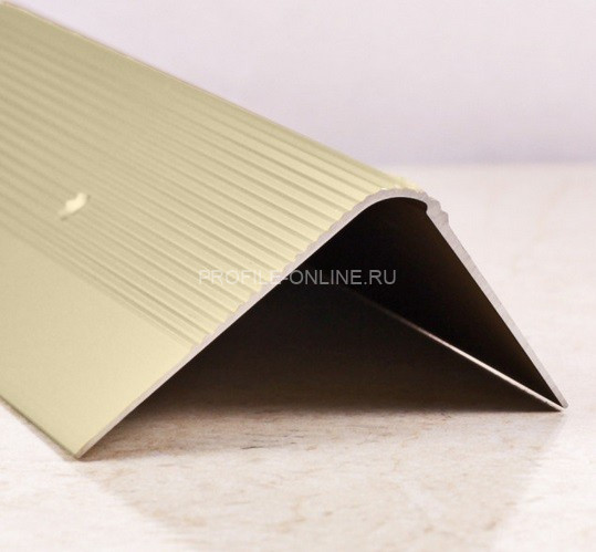 Алюминиевый порог угловой с рифлением 60х40 мм ПО-60х40 бронза матовая 2,7 м