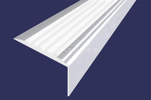 Алюминиевый угловой противоскользящий порог с резиновой вставкой 20х38 мм АУ-38-Анод серебро-белый 2,7 м