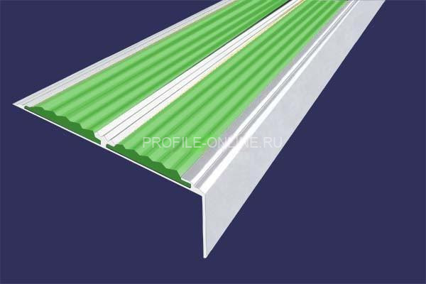 Алюминиевый противоскользящий угловой порог 70х22 мм с резиновыми вставками АУ-70-Анод серебро-зеленый 3 м