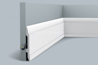 Напольный плинтус Orac Decor Duropolymer SX104 белого цвета из полистирола 148х17 мм 200 см