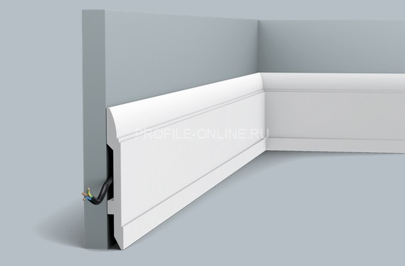 Напольный плинтус Orac Decor Duropolymer SX104 белого цвета из полистирола 148х17 мм 200 см